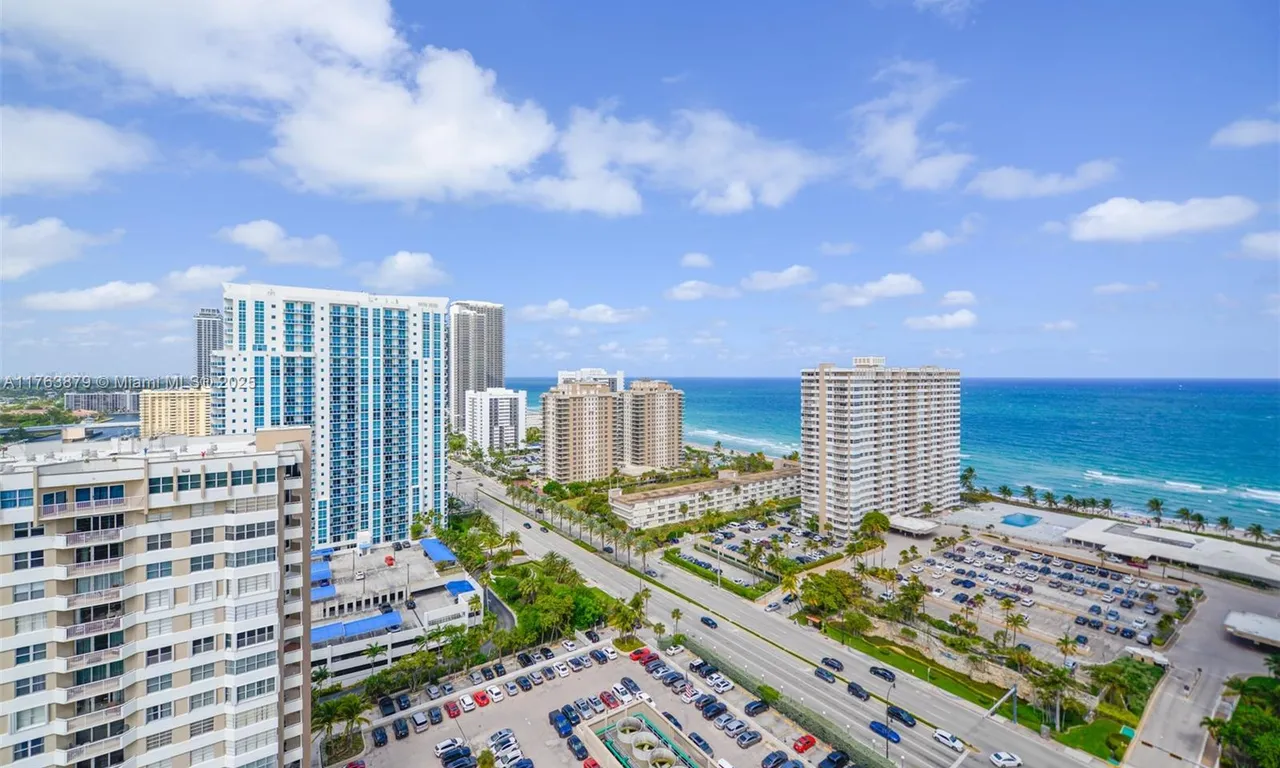 1985 S Ocean Dr, Hallandale Beach FL 33009