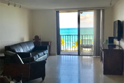 2625 Collins Ave # 605, Miami Beach FL 33140