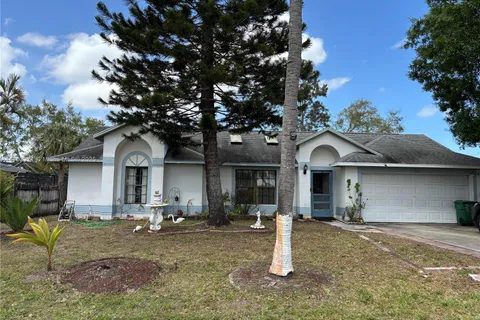 313 SE Yardley Ter, Port St. Lucie FL 34983