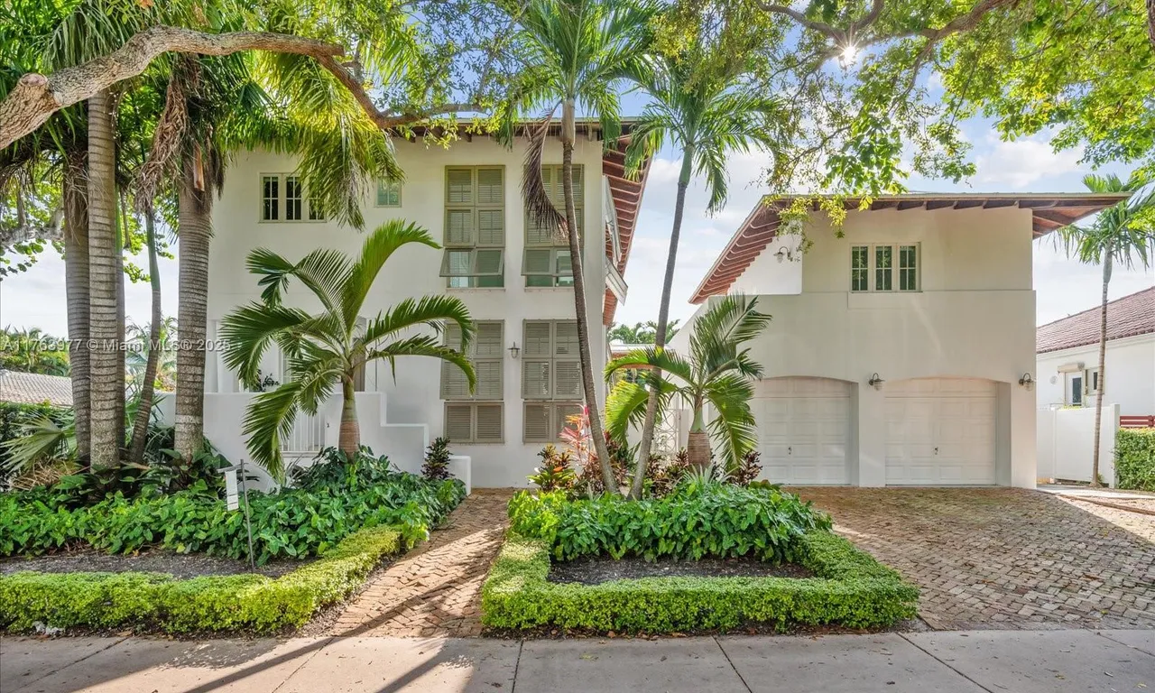 350 E Woodcrest Rd, Key Biscayne FL 33149