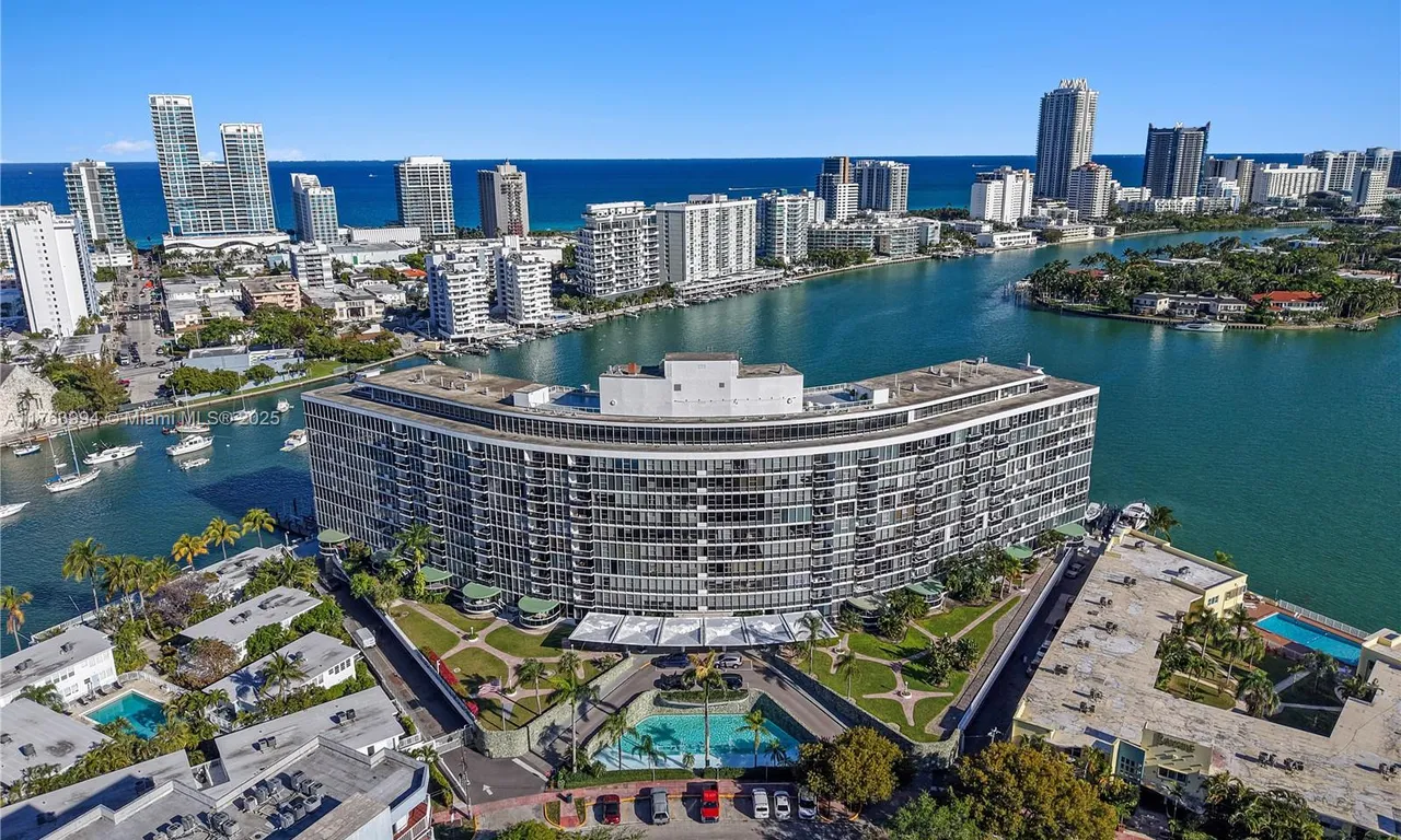 900 Bay Dr # 606, Miami Beach FL 33141