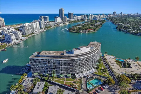 900 Bay Dr # 606, Miami Beach FL 33141