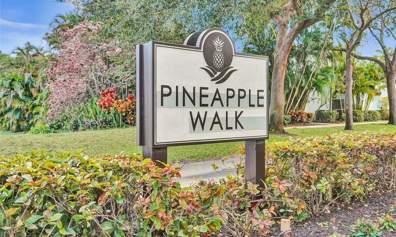 22340 Pineapple Walk Dr, Boca Raton FL 33433