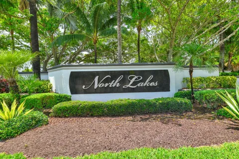 624 Stanton Dr, Weston FL 33326