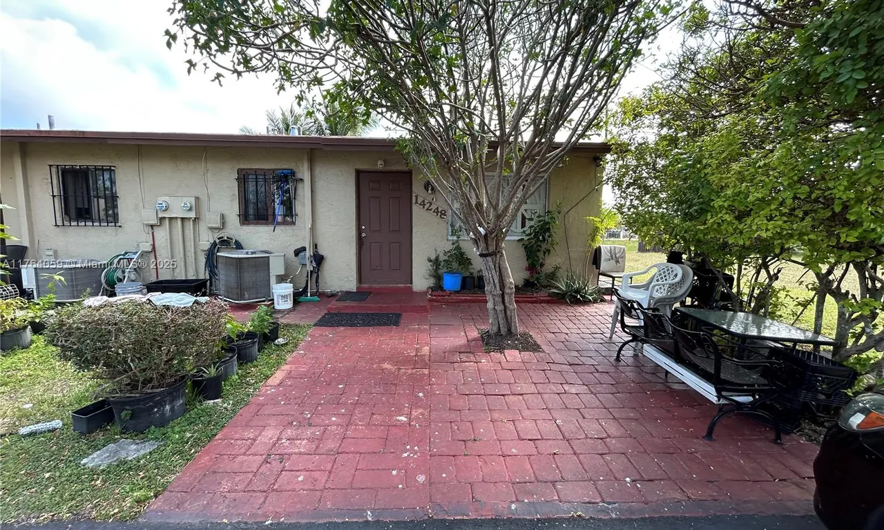 14248 SW 283rd St, Homestead FL 33033