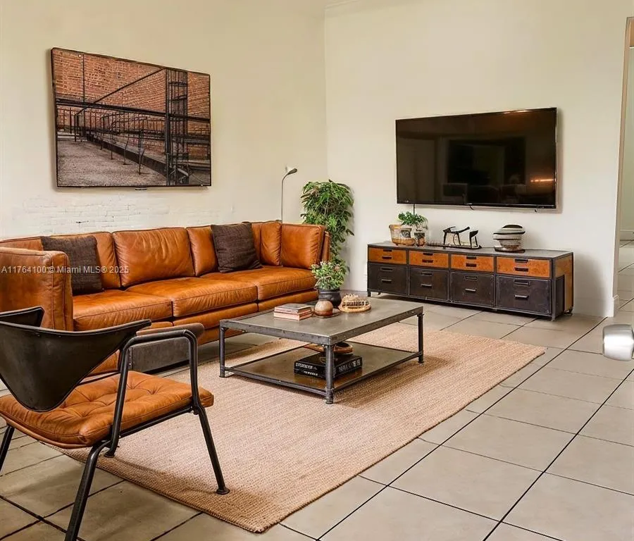 318 Majorca Ave # 306, Coral Gables FL 33134