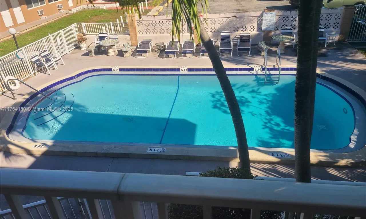 2838 Madison St # 21, Hollywood FL 33020
