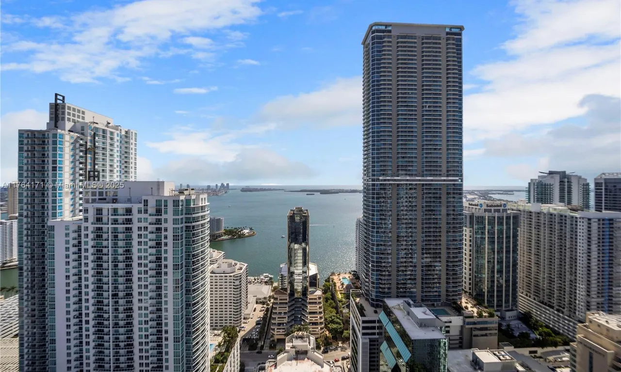 1010 Brickell Ave # 4701, Miami FL 33131