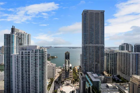 1010 Brickell Ave # 4701, Miami FL 33131