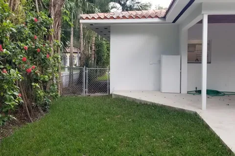 702 Tibidabo Ave, Coral Gables FL 33143