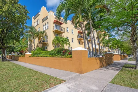 1400 Salzedo St # 101, Coral Gables FL 33134