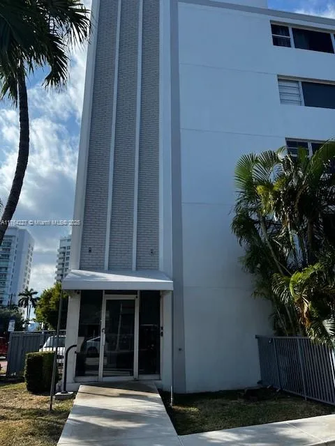 1100 Alton Rd # 5D, Miami Beach FL 33139