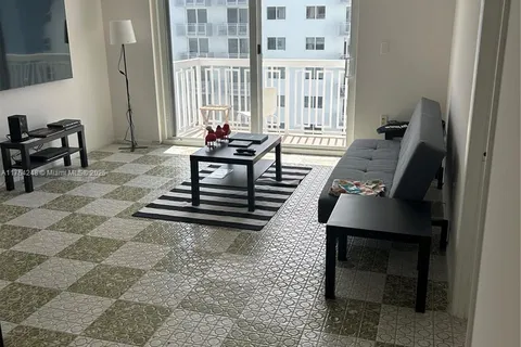 401 Ocean Dr # 810, Miami Beach FL 33139