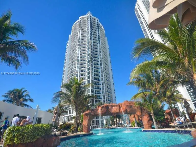 18001 Collins Ave # 2814, Sunny Isles Beach FL 33160