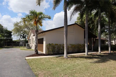 27820 SW 164th Court, Homestead FL 33031