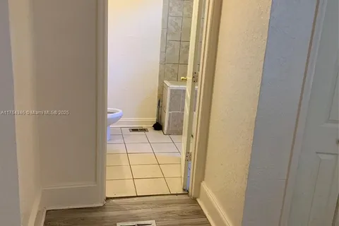 1129 Grothe St, Jacksonville FL 32209