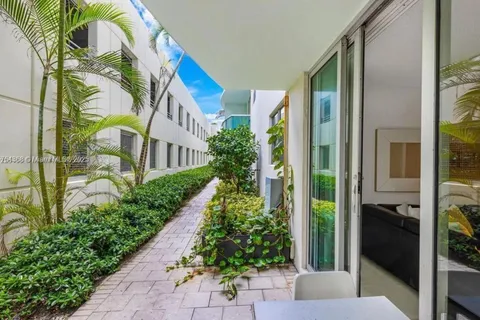 3901 S Ocean Dr # 1B, Hollywood FL 33019