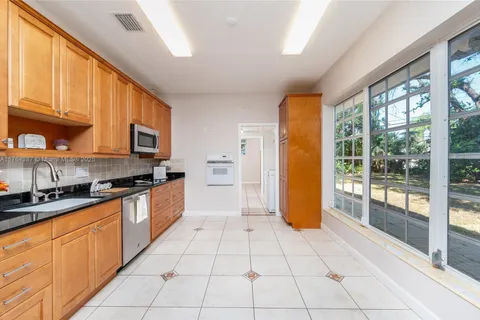 8265 SW 118th Ter, Miami FL 33156