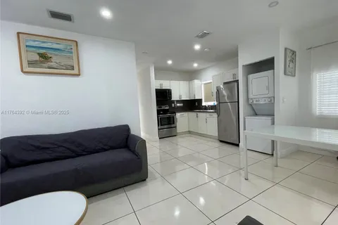 1758 NE 174th St # 1758, North Miami Beach FL 33162