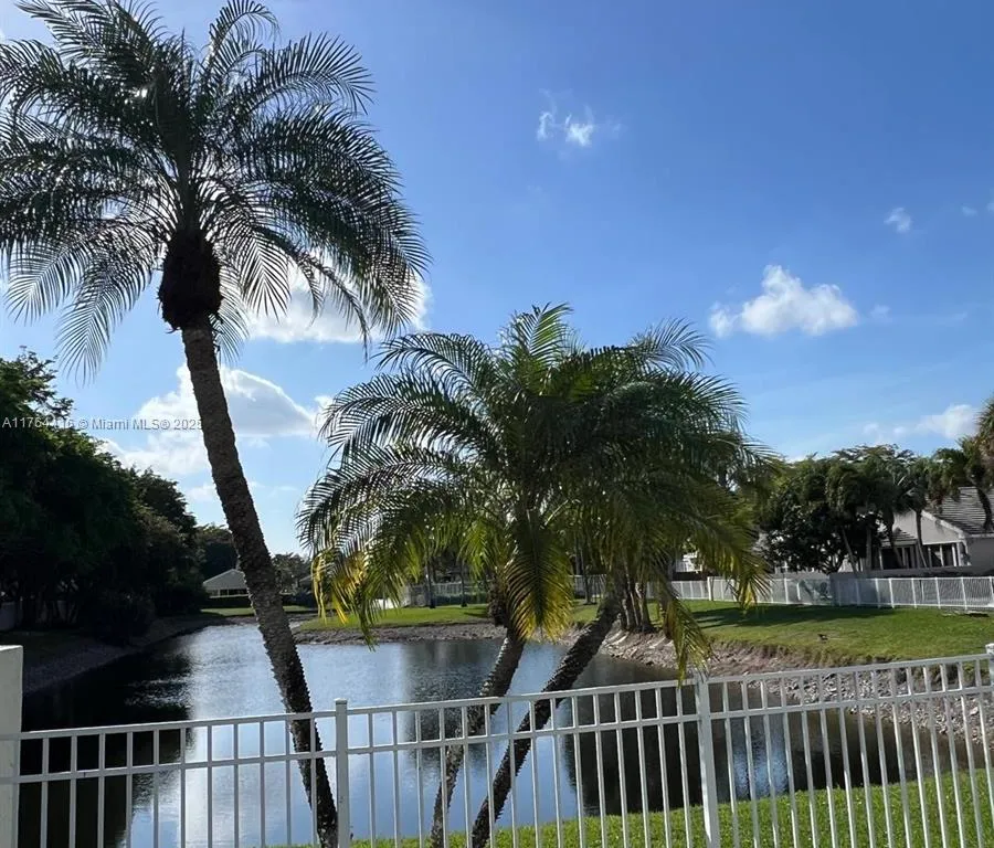 22851 Windsor Wood Ct, Boca Raton FL 33433