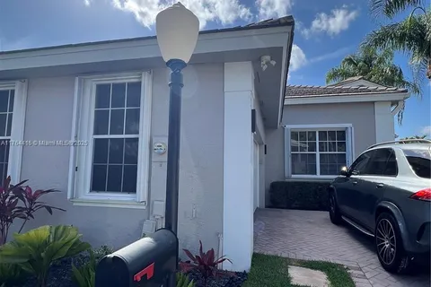 22851 Windsor Wood Ct, Boca Raton FL 33433