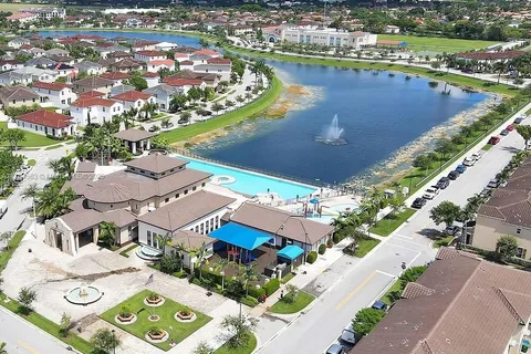 9207 SW 170th Ave, Miami FL 33196