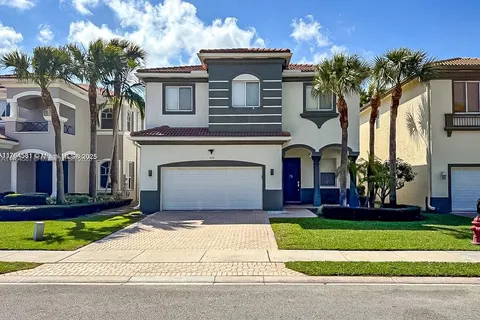 1094 Grove Park Cir, Boynton Beach FL 33436