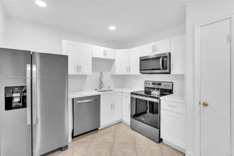 4770 NW 21st St # 204, Lauderhill FL 33313