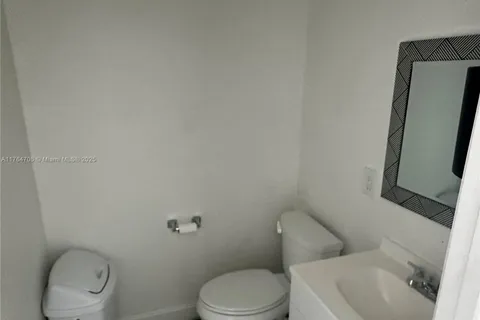 29194 US Hwy 19 N, Clearwater FL 33761