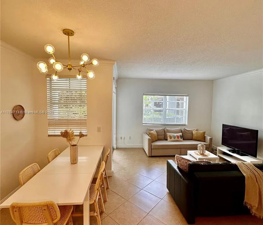 3215 NE 184th St # 14113, Aventura FL 33160