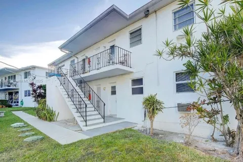 1060 SE 14th Pl # 16C, Fort Lauderdale FL 33316