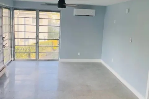 1060 SE 14th Pl # 16C, Fort Lauderdale FL 33316