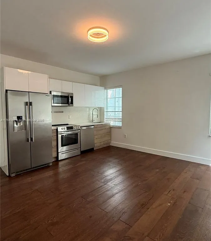 729 MERIDIAN AV # 4, Miami Beach FL 33139