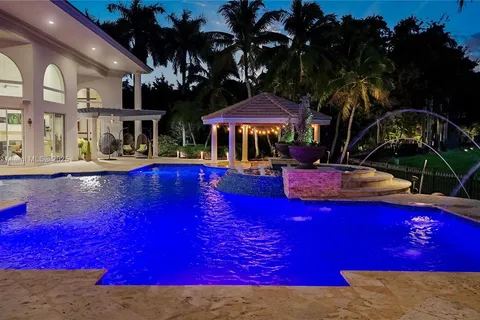 3502 Derby Ln, Weston FL 33331