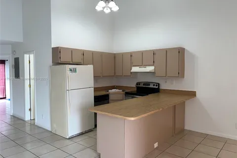 5510 NW 24th St, Lauderhill FL 33313