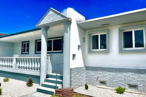 15925 NE 18th Ave, North Miami Beach FL 33162