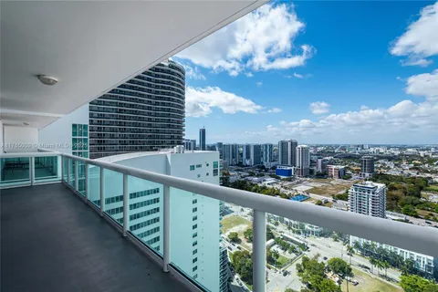 1800 N Bayshore Dr # 4110, Miami FL 33132