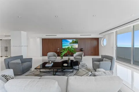 5801 Collins Ave # 600, Miami Beach FL 33140