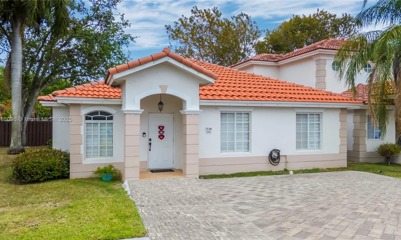 7285 NW 173rd Dr # 104, Hialeah FL 33015