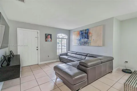 7285 NW 173rd Dr # 104, Hialeah FL 33015