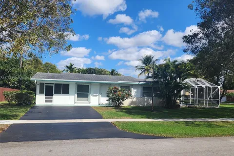 5130 SW 92nd Ter, Cooper City FL 33328