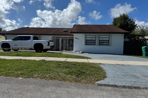 16514 SW 103rd Ct, Miami FL 33157