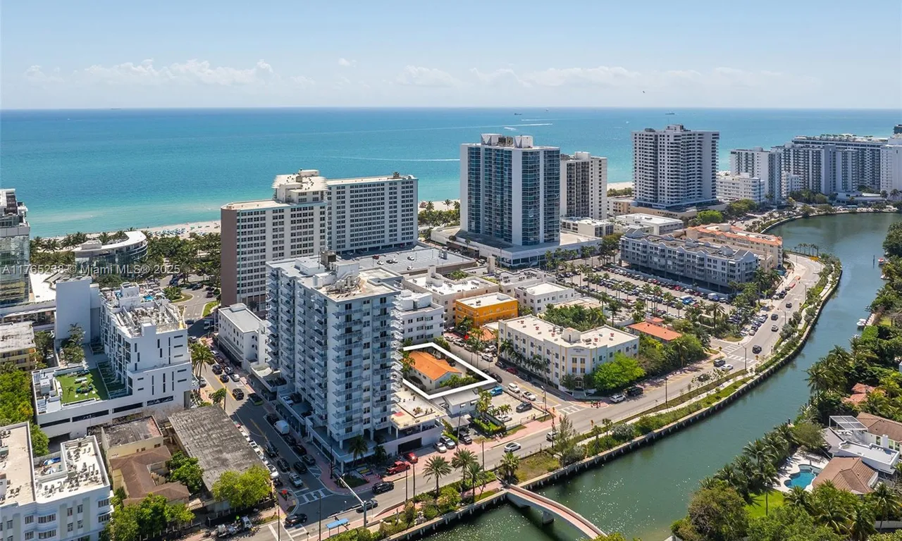 241 28th St, Miami Beach FL 33140