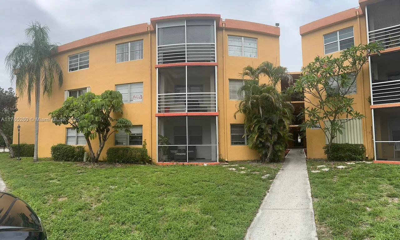 4354 NW 9th Ave # 2A, Deerfield Beach FL 33064