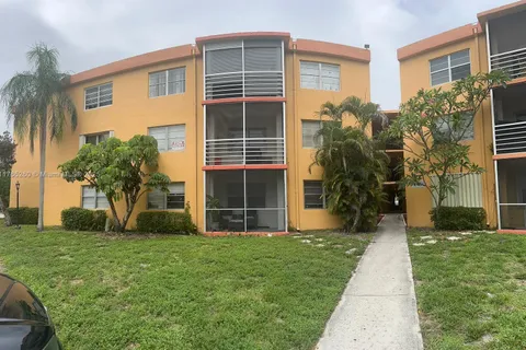 4354 NW 9th Ave # 2A, Deerfield Beach FL 33064