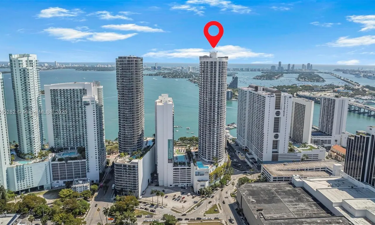 1750 N Bayshore Dr # 5201, Miami FL 33132