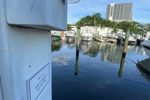 1700 NW North River Dr. #51, Miami FL 33125