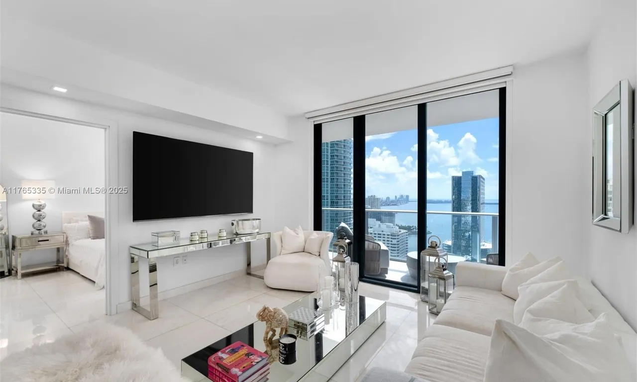 1010 Brickell Ave # 3003, Miami FL 33131