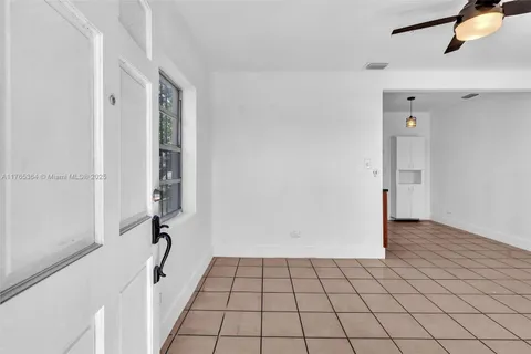 2839 SW 24th St # 2, Miami FL 33145