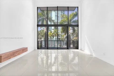 6000 Collins Ave # 316, Miami Beach FL 33140